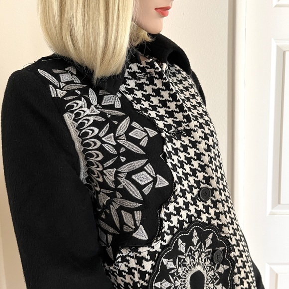 Desigual of Spain Herringbone Coat Jacket Black White Red Quilted Lined 42 Euro - Picture 2 of 16